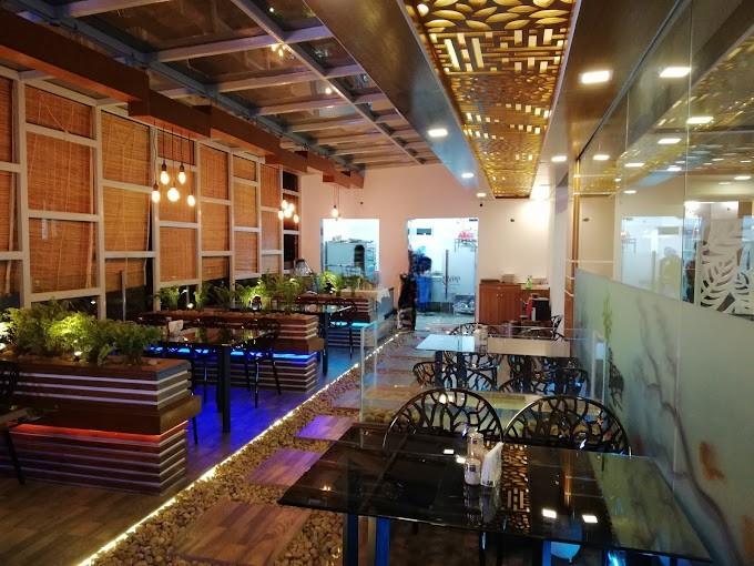 Da Rooftop (Khilgaon)
